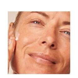 Dr Dennis Gross Vitamin C + Lactic Dewy Deep Cream 5 Dr Dennis Gross Vitamin C + Lactic Dewy Deep Cream - Image 3